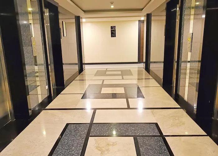 In Greenbelt With Wifi, Pool And Gym Apartment *