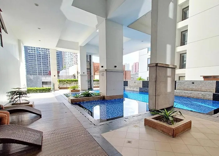 Apartment In Greenbelt With Wifi, Pool And Gym Manila
